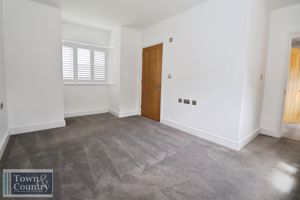 ORCHARD CRESCENT- click for photo gallery
